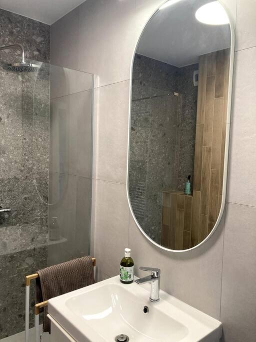 Sloneczny Apartament Z Garazem Przy Parku Kosciuszki Katowice Exterior foto